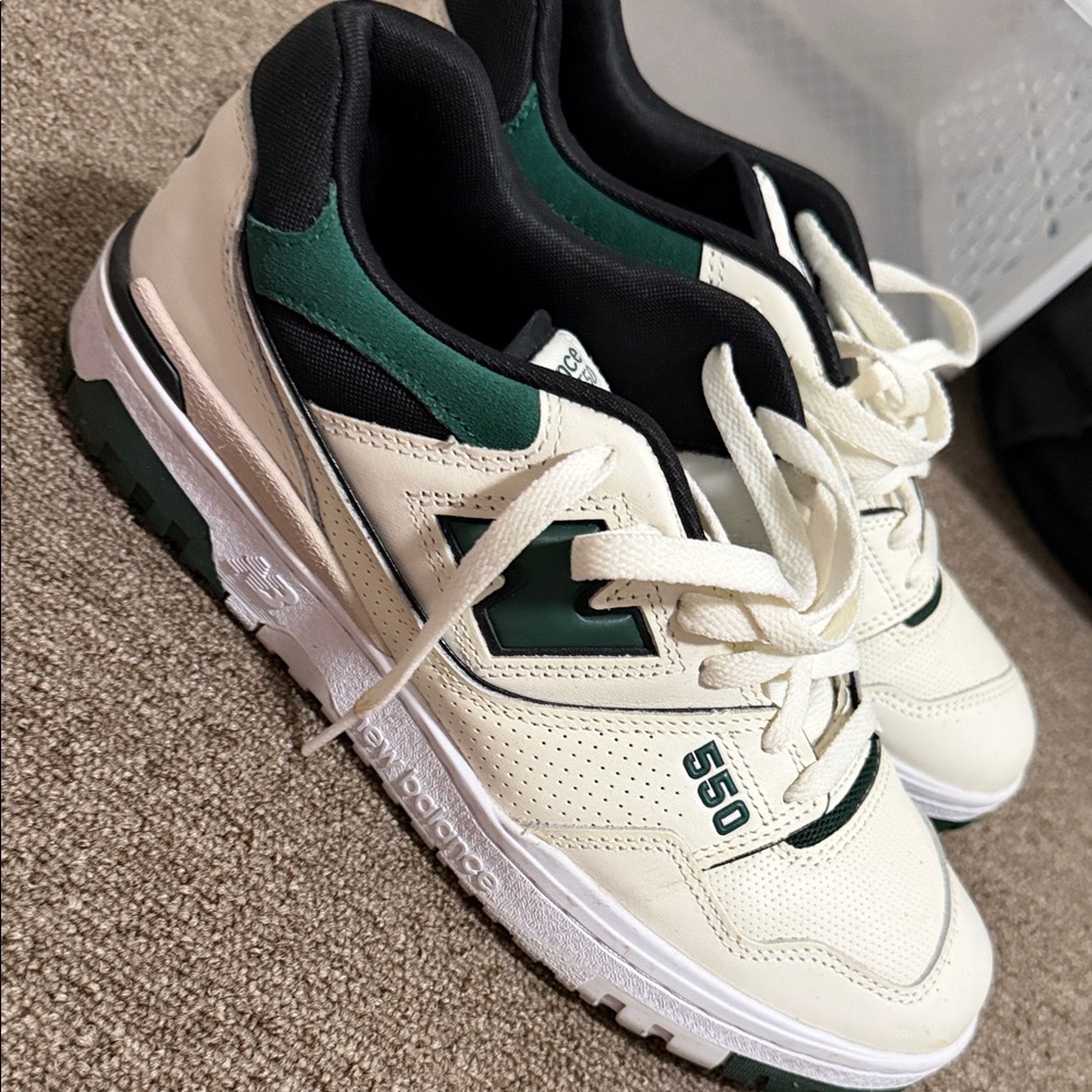 New Balance 550 Shoes in Off-White and Dark Green